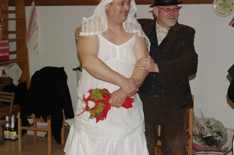 LEVI8624 (Medium).JPG